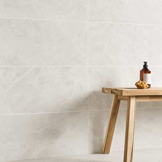 REALISTIC MARBLE-LOOK PORCELAIN