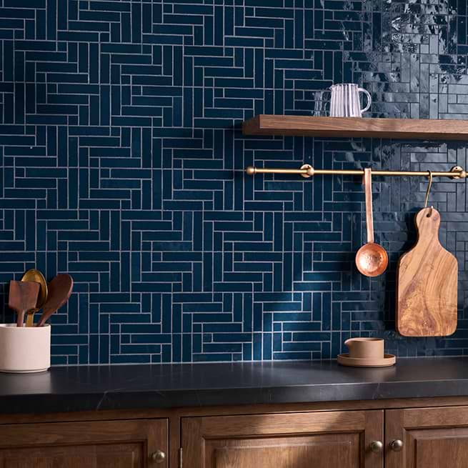 CERAMIC WITH A HANDMADE LOOK