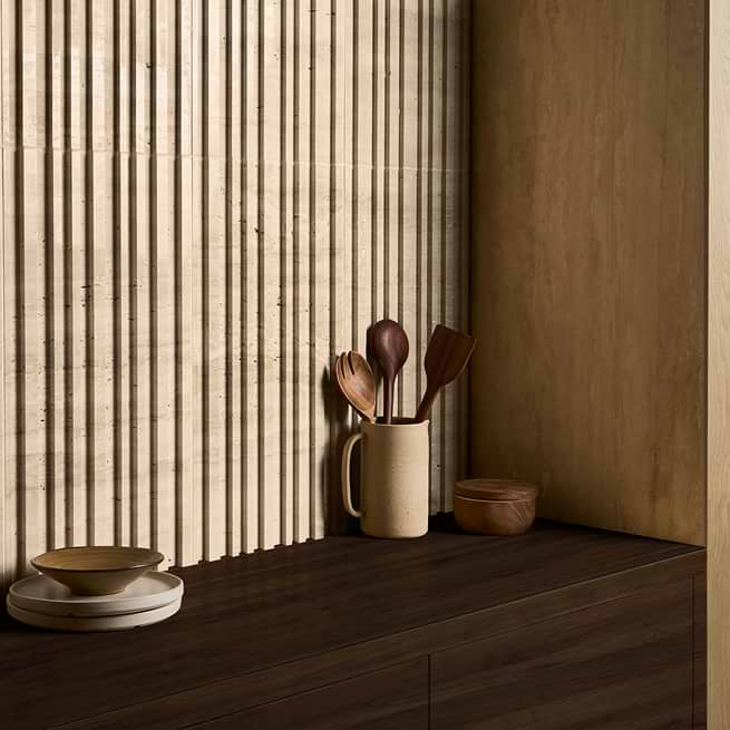 VEIN-CUT TRAVERTINE