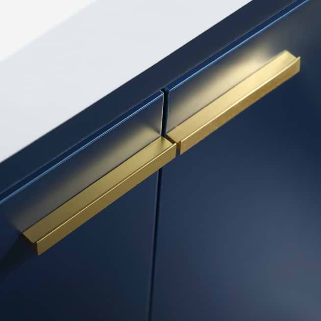 MODERN SIMPLICITY, TAILORED STORAGE