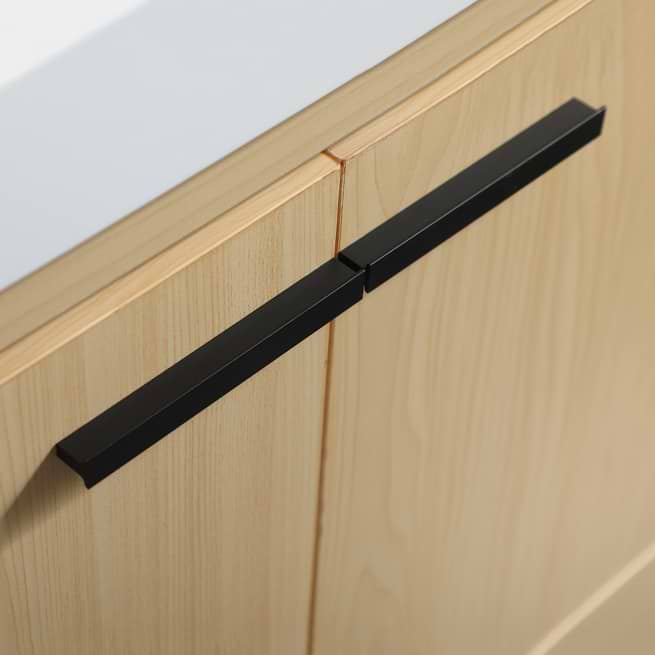 MODERN SIMPLICITY, TAILORED STORAGE