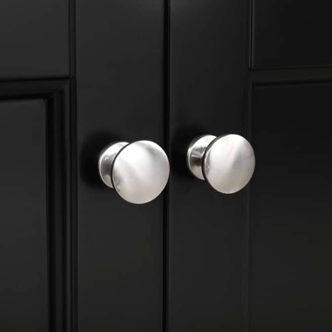 CLASSIC SHAKER ELEGANCE