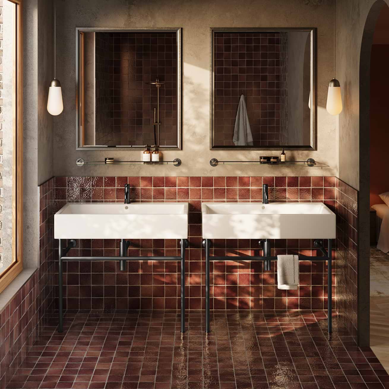STREAMLINED ELEGANCE