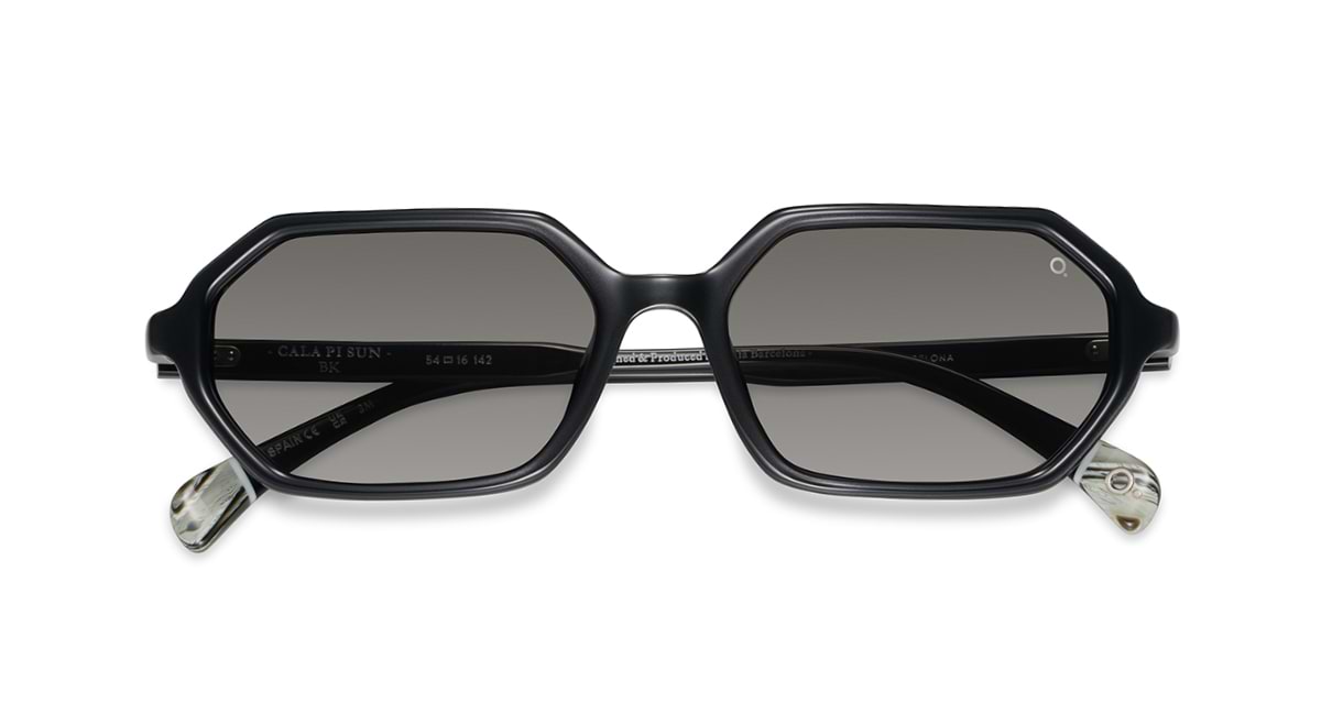 Etnia Barcelona > Sunglasses > CALAPI S BK