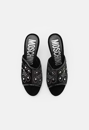 נעלי Moschino boutique לנשים