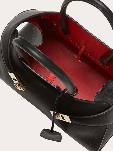 תיק FERRAGAMO לנשים