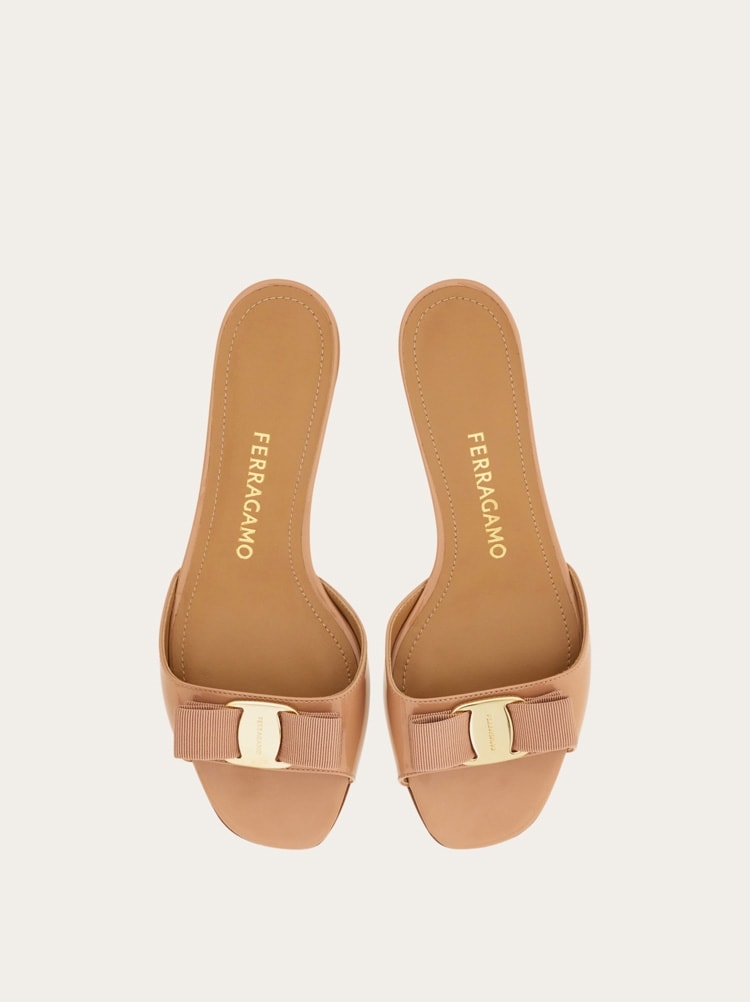 נעלי Ferragamo VANILLA לנשים